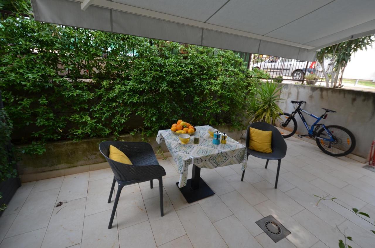 Novigrad Istria Apartments Karmen Maria מראה חיצוני תמונה