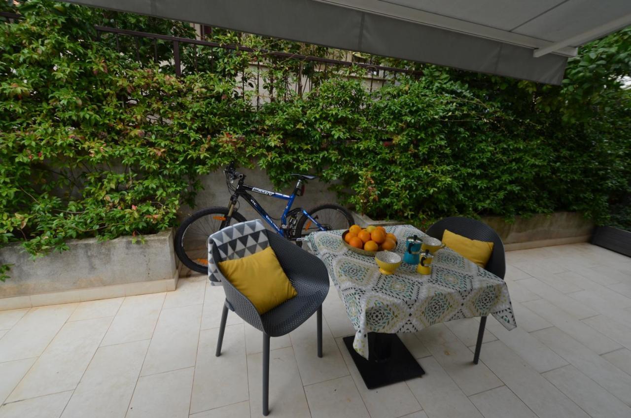 Novigrad Istria Apartments Karmen Maria מראה חיצוני תמונה