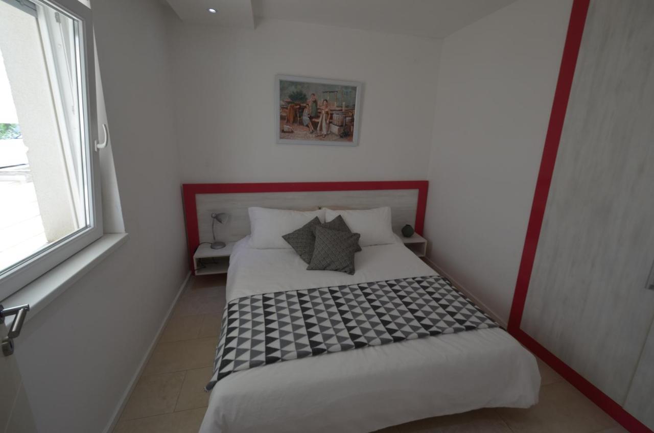 Novigrad Istria Apartments Karmen Maria מראה חיצוני תמונה